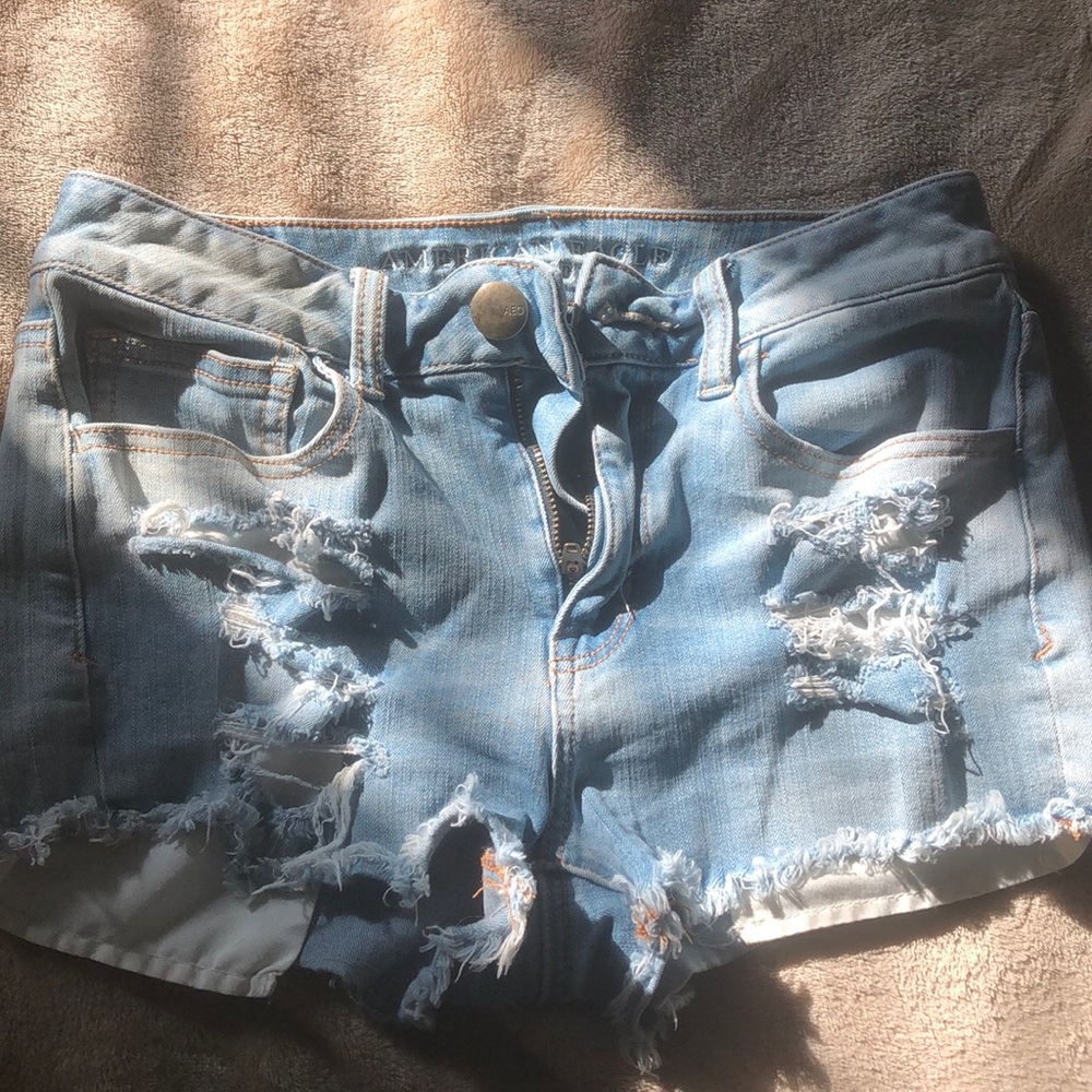 Light jean shorts